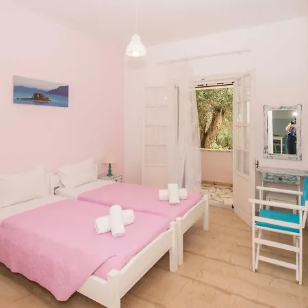Πανσιόν Areti Αστρακερή